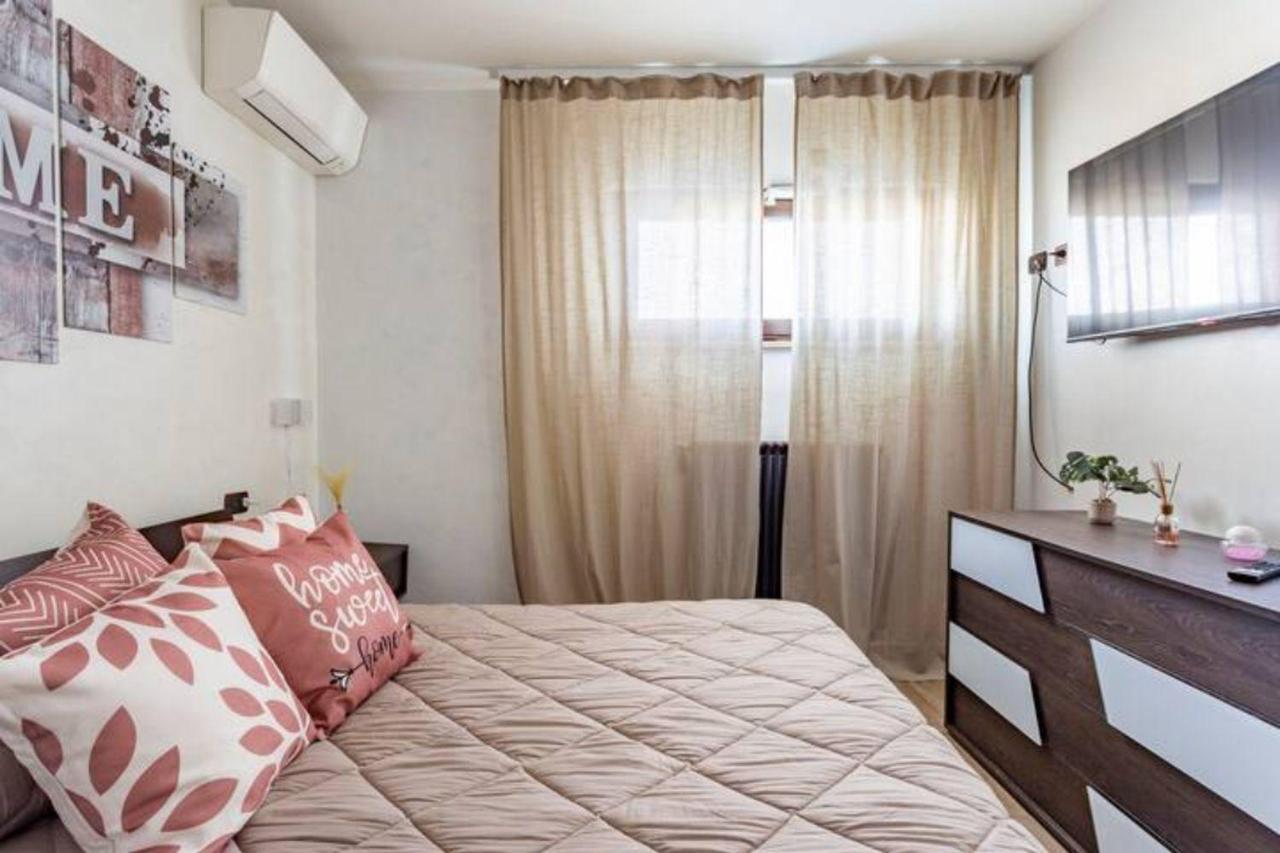Old Lighthouse - Beach Apartment - Fiumicino Airport 외부 사진