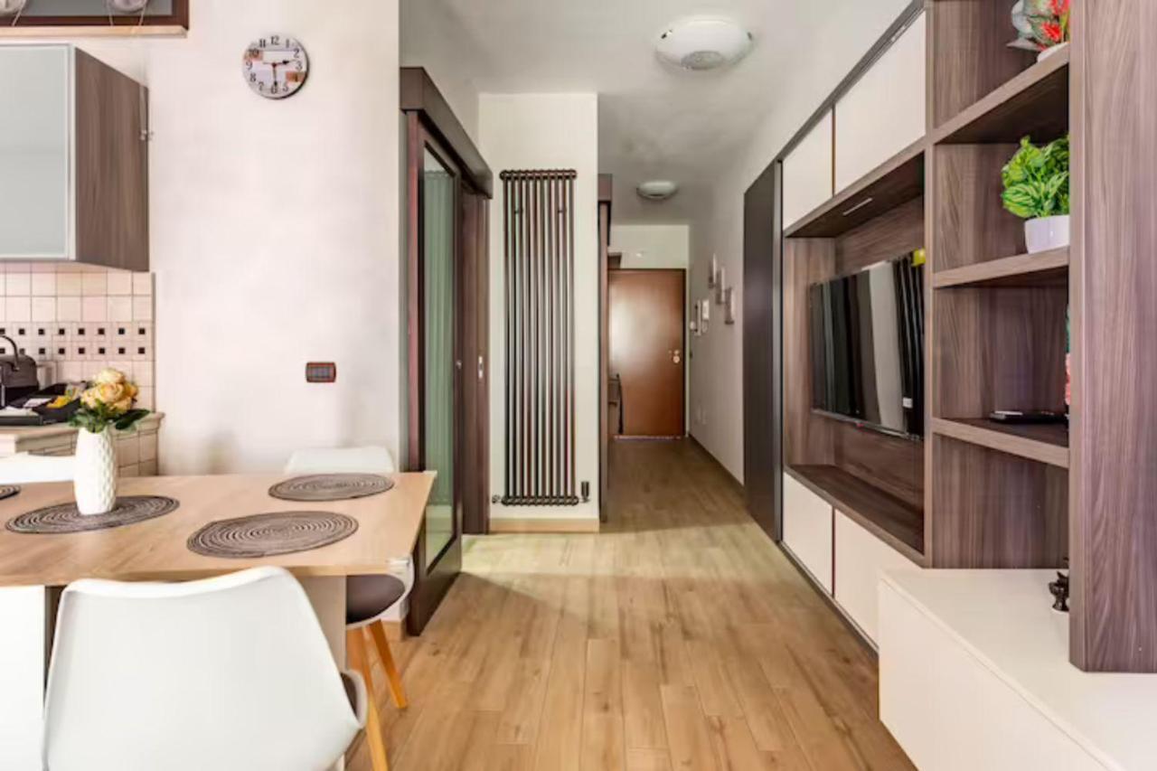 Old Lighthouse - Beach Apartment - Fiumicino Airport 외부 사진